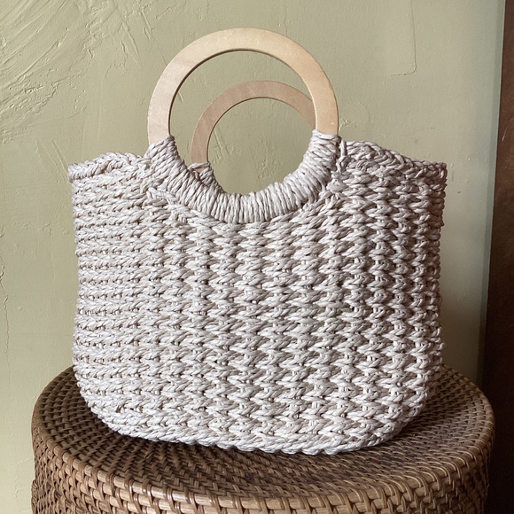 Do everything in love Handbags - Do Everything in Love - Paper & Wood Summer Minimalist Beach Casual Tote